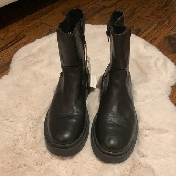 Zara Black Boots - Picture 2 of 4